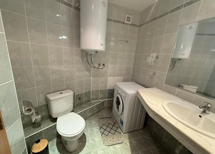 66 Апартамент Златни пясъци